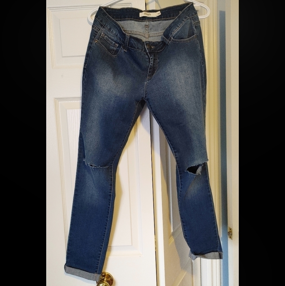 Chiqle mid rise skinny Jeans size 13 Womens Skinny Jeans